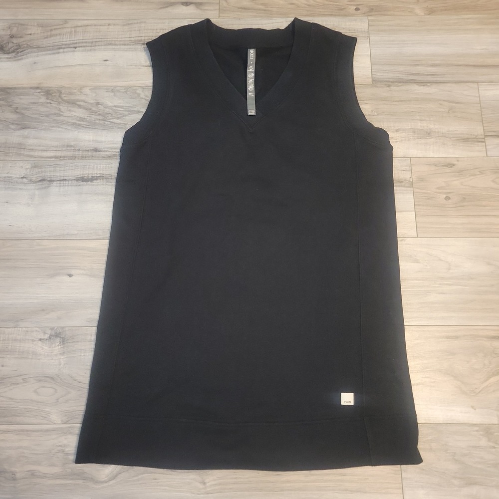 Vuori Sedona Dress Womens Sz Small Black Performance Vest V-Neck Gym VW623